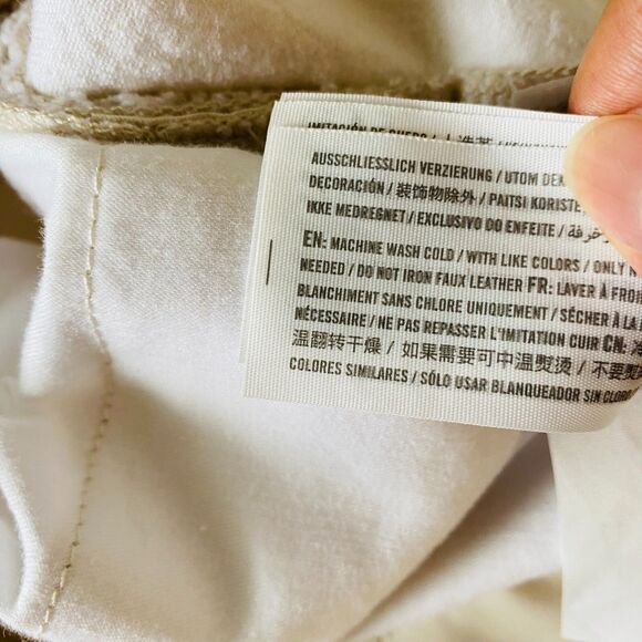 Abercrombie Fitch High Rise Shorts‎ Women's Size 34/18 Ivory and Faux Leather - Picture 11 of 13